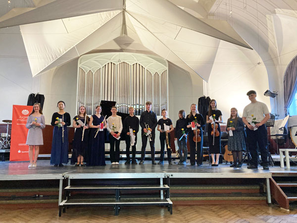 Die Musik- und Orchesterfreunde Lübeck unterstützen die Preisträger von Jugend musiziert. Foto: Güz./Archiv