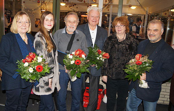 
Renate Paulin-Wittmaack (von links), Sophia Schiebe, Hans-Peter Langkat, Horst Flotow, Sabine Haltern und Ali Okur. Foto: Rüdiger Wenzel