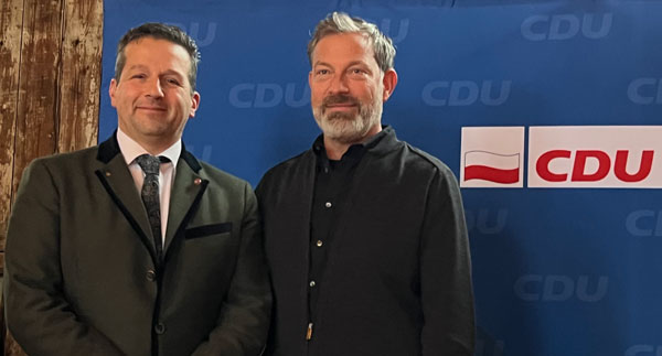 Die Travemünder Kandidaten Jochen Mauritz (links) und Henning Schumann (rechts) stellen sich vor. Foto: CDU Travemünde