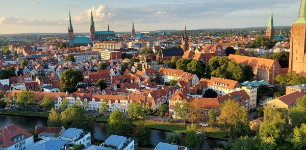 Die Lübecker Altstadt hat einiges zu erzählen – auch viele Sagen und Legenden. Foto: Beate Schulz