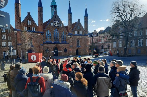Der Verband wählt jährlich zum Weltgästeführertag ein Motto, unter dem dann deutschlandweit Angebote von verschiedenen Stadtführern ausgearbeitet werden. Foto: Lübecker Stadtführer e.V.