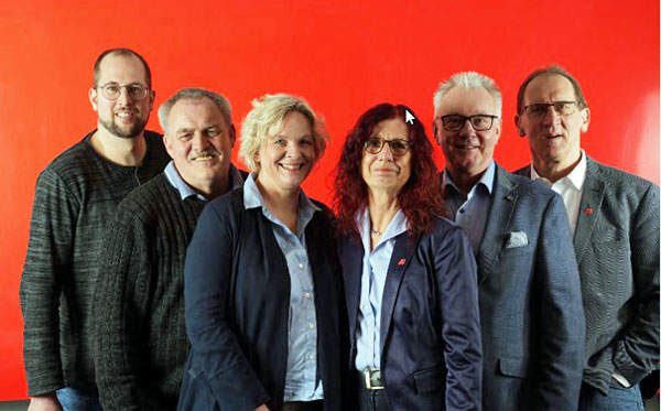 Die Kandidaten der SPD stellen sich für ihre jeweiligen Wahlkreise vor. Foto: SPD