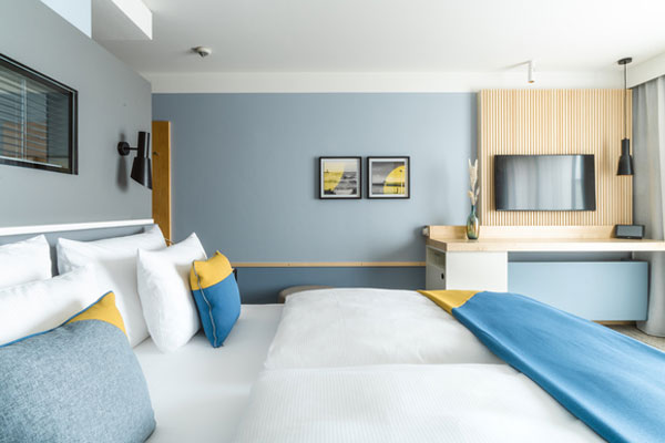 Mehr Charme, mehr Qualität: die neu renovierten Zimmer im A-ROA Travemünde. Foto: DSR Hotel Holding/Erik Gross