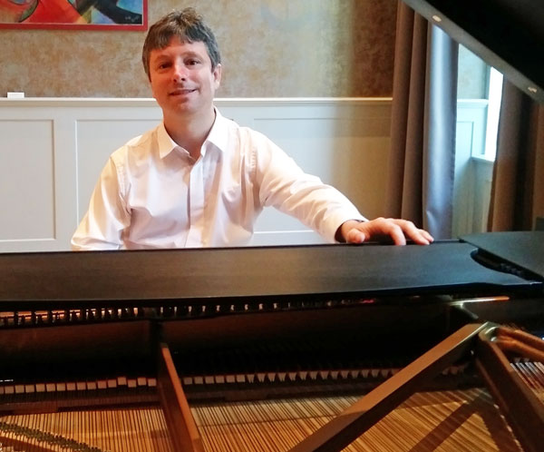 Am Sonntag, 21. Mai, gibt Daniel Fritzen wieder eine seiner monatlichen Klavier-Matineen. Foto: Privat