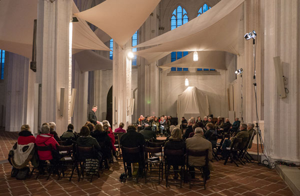 „Von Allein und Allgemein“ ist der Titel des Abends der Veranstaltungsreihe „Solo Verbo“, zu dem die Kultur- und Universitätskirche St. Petri zu Lübeck einlädt. Foto: Thorsten Biet