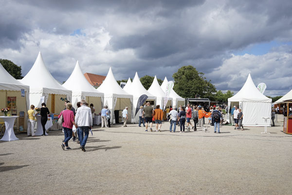 Das Lebensfreude Festival kommt vom 11. bis 13. August in den Travemünder Brügmanngarten. Foto: Archiv/HN