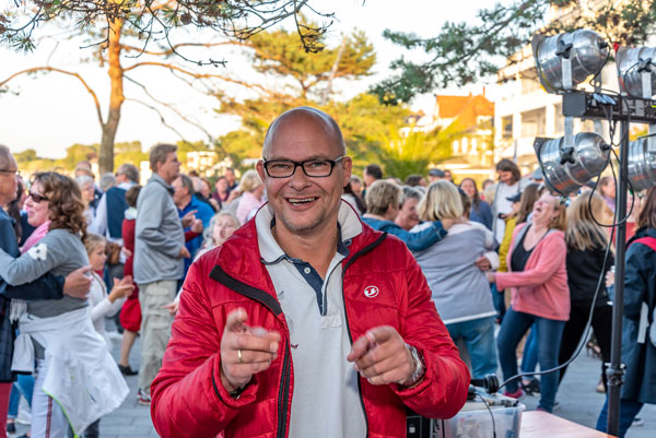 Er legt wieder auf, der „Großmeister der guten Laune“, Kult-DJ René Kleinschmidt. Foto: Torsten Vollbrecht/TSNT