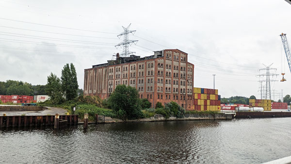 Die Teilnahme der Ölmühle Lübeck-Siems an den Tagen der Industriekultur am Wasser wird einmalig sein, da ihr Abriss bevorsteht. Foto: Archiv/HN