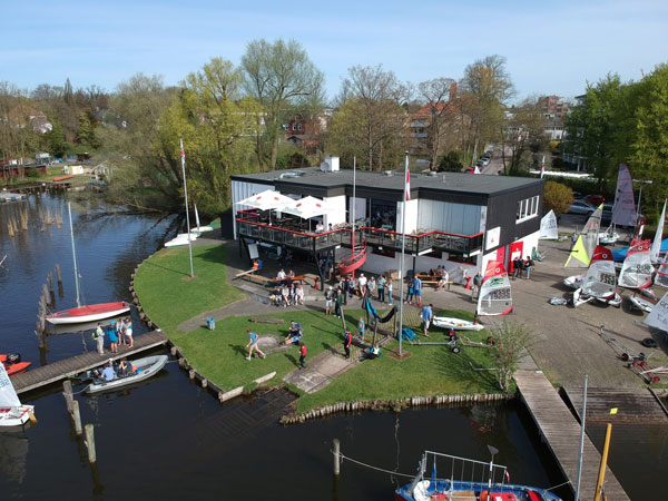 Der Lübecker Yacht-Club (LYC) lädt am Sonnabend ab 13:00 Uhr zu einem erlebnisreichen Tag am und auf dem Wasser an sein idyllisch gelegenes Vereinsareal an der Wakenitz ein. Foto: LYC
