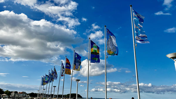Zum Abschluss der 15. „WindArt“ findet an den Strandterrassen beim Fahnenmeer am 03. Oktober eine kleine Finissage statt. Foto: Uli Berkemeier