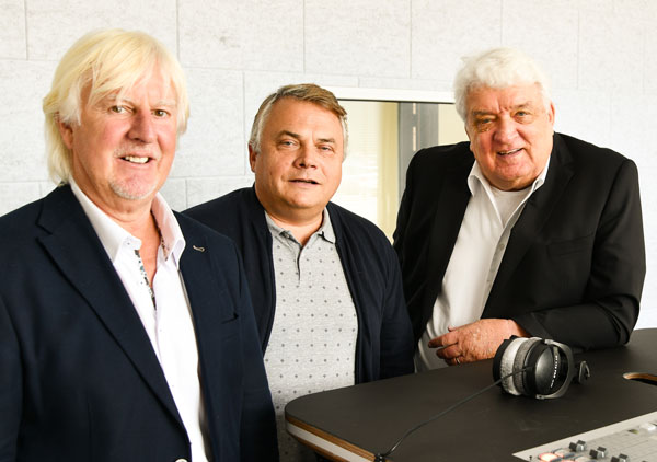 Starten ab 29. Oktober von Lübeck aus das neue „Radio Wellenrausch“: Dietmar Baum, Harald Thoma und Hans Meiser. Foto: Radio Wellenrausch