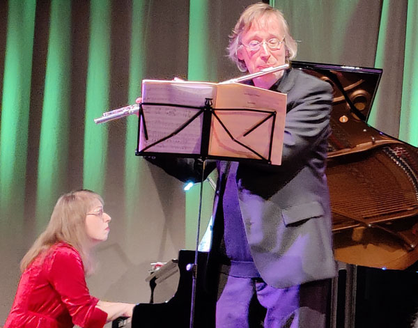 Jens Josef (Flöte) und Annette Töpel (Klavier) treten im „Haus Eden“ auf. Foto: Veranstalter