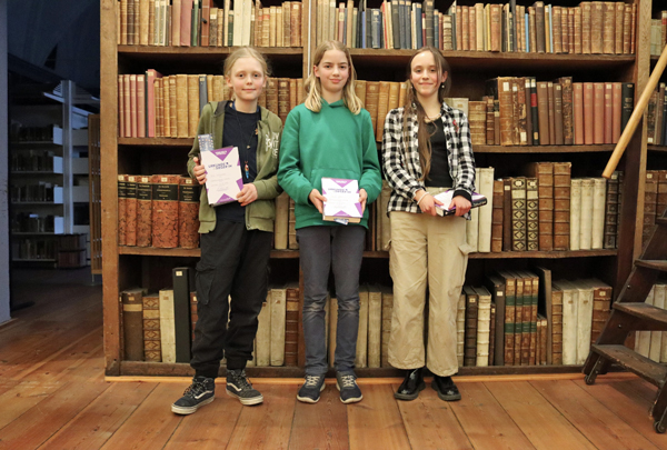 Überzeugten mit ihren Lieblings-Geschichten: Milo Hollaender, Greta Böhm und Maya Malou Brendamour. Foto: HL