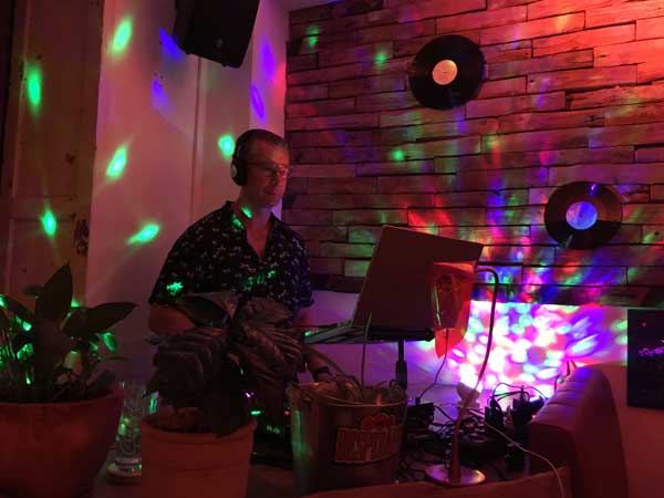 DJ ND Pump serviert Musik aus unterschiedlichen Genres. Foto: Veranstalter