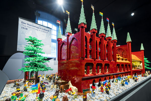 Das Europäische Hansemuseum bietet einen Fan-Abend für LEGO-Baumeister an. Foto: Olaf Malzahn
