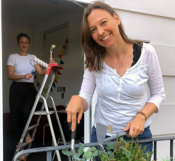 Kerstin Merk (vorne) und Katja Nowroth (hinten) organisieren den Freiwilligentag. Foto: ePunkt