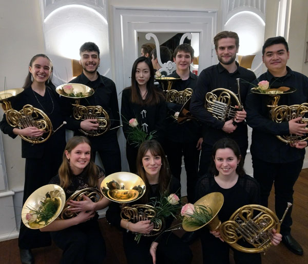 Mit großem Schwung präsentierte die Hornklasse Lübeck ein Programm aus der Welt der Oper! Foto: Veranstalter