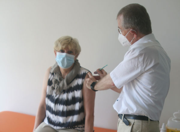 War erfolgreich: 
Impfaktion in der Hausarztpraxis im Hafenhaus. Foto: LHG