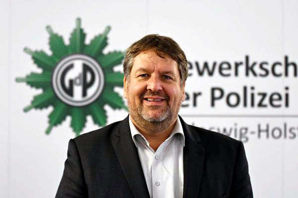 Jörn Löwenstrom ist Vorsitzender der Regionalgruppe Lübeck - Ostholstein der Gewerkschaft der Polizei.