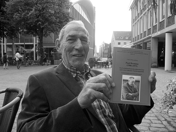 Ulrich Meyenborg ist am 21. März verstorben. Er widmete sich im Ruhestand der Geschichte der SPD in Lübeck. Foto: H.L.