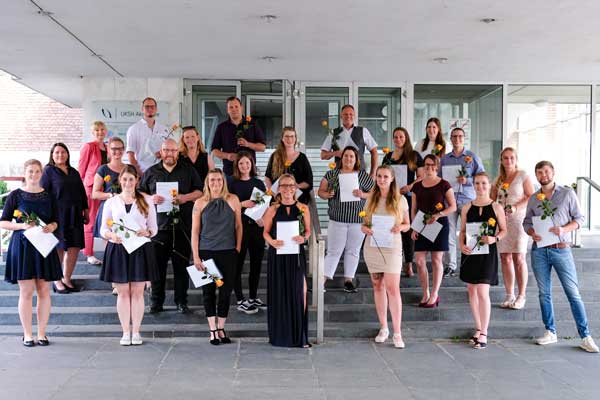 Alle 21 Teilnehmer haben die anspruchsvollen Abschlussprüfungen bestanden. Foto: UKSH.