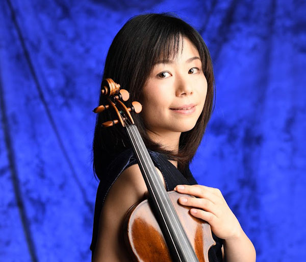 Saeko Takayama an der Violine wird von Oboe und Cembalo begleitet. Foto: Veranstalter