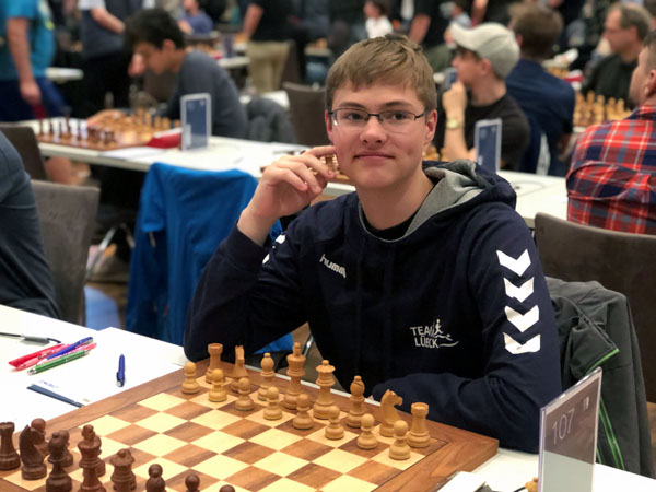 Frederik Svane ist Jugendweltmeister im Online Schnellschach der U16.