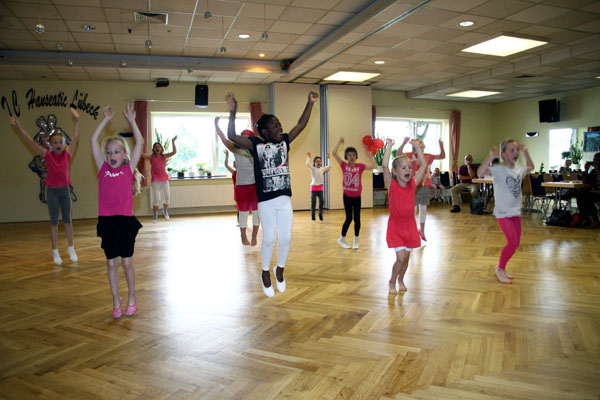 Der Tanzclub Hanseatic lädt zu einem Schnuppertag für Kinder und Jugendliche ein. Foto: TCH