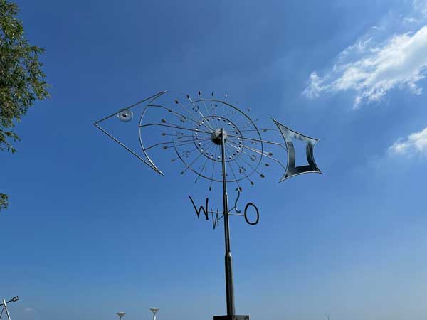 Ein ZierFisch zeigt auf der WindArt jetzt die Windrichtung an. Foto: VKKT.
