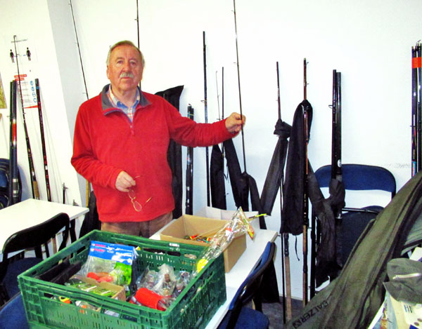 Der Kreisverband Lübecker Sportfischer e.V. bietet Anglern mit wenig Geld günstige Ausrüstung an.
