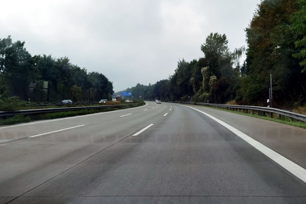 In den kommenden Nächten werden die Autobahnen rund um Lübeck gereinigt. Foto: JW