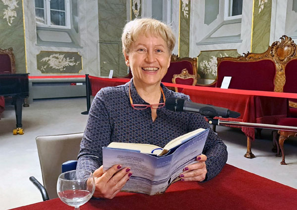 Ulrike Draesner stellte ihren Roman im Audienzsaal des Rathauses vor. Foto: Lisa Gerlach
