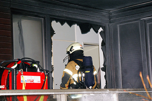 Die Feuerwehr konnte den Brand schnell von außen löschen. Fotos: Oliver Klink