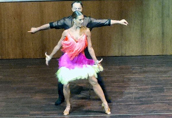 Nina Trautz und Andrey Larin zeigten Tanzsport auf höchstem Niveau. Fotos: Harald Denckmann