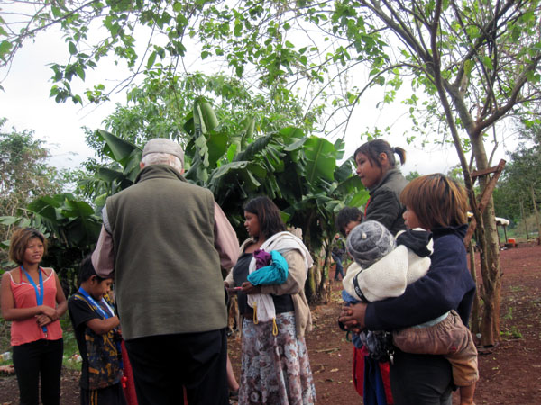Das Erzbistum unterstützt unter anderem ein Sozialprojekt mit Angehörigen des Guarani-Volkes.