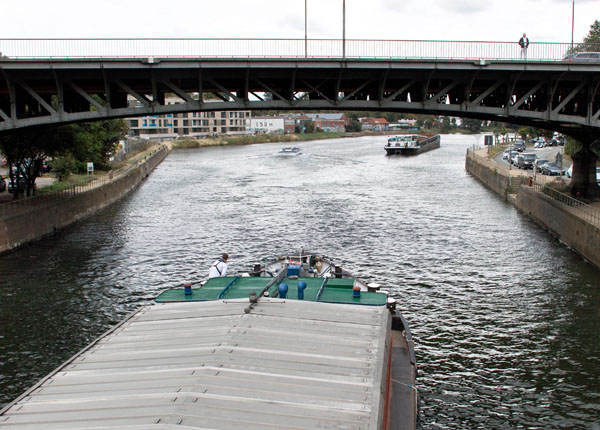 Für die Vereinigung Lübecker Schiffsmakler und Schiffsagenten ist der Ausbaustopp für den Elbe-Lübeck-Kanal ein Fehler.