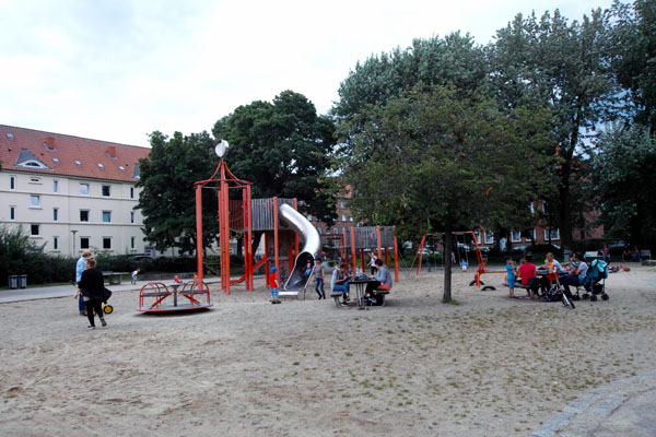 Die Initiative Kultur im Quartier St. Lorenz-Süd lädt am Samstag zum Fest im Luna-Park ein. Foto: Archiv
