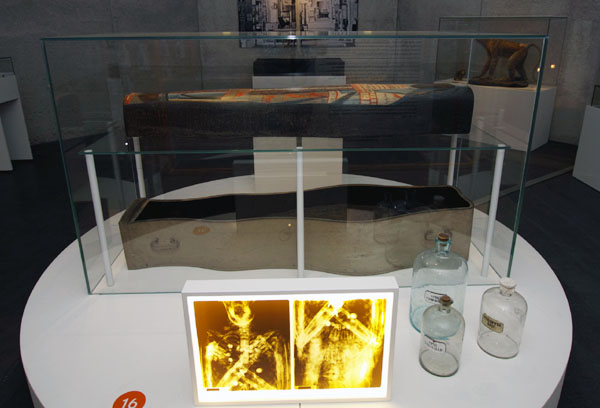 In der Lübecker Sammlung befindet sich unter anderem ein altägyptische Mumie. Foto: JW