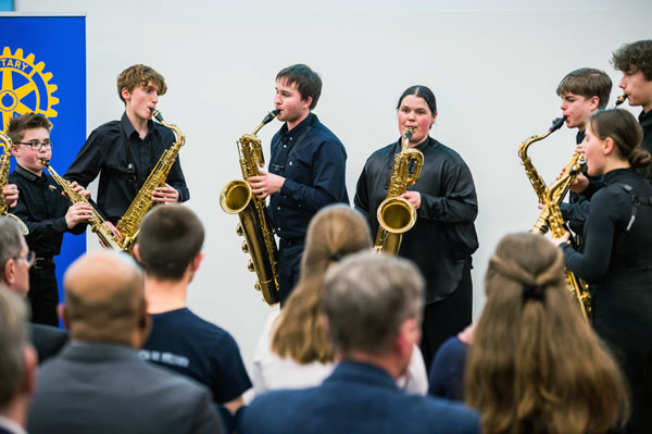 Das Saxophonensemble unter Leitung von Lilija Russanowa. Foto: Olaf Malzahn