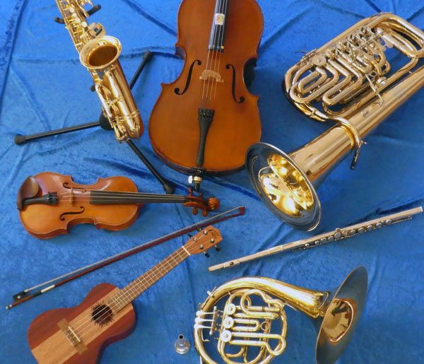 Kinder von 6 bis 11 Jahren können verschiedene Instrumente ausprobieren. Foto: Veranstalter