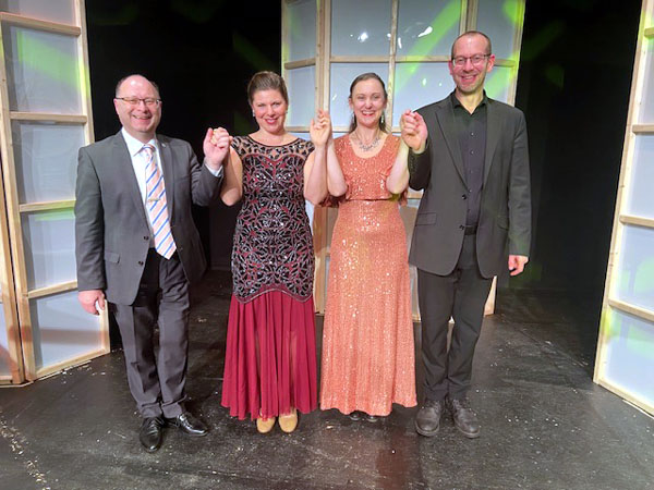 Michael P. Schulz, Viktoria Car, Sonja Pitsker und Sven Fanick sorgten für eine Superstimmung in der Comödie. Foto: Svea Regine Feldhoff