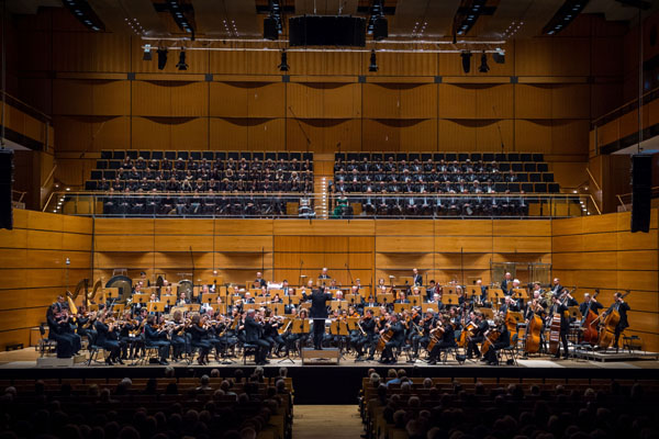 Die Lübecker Philharmoniker haben ein abwechslungsreiches Programm für die kommenden Wochen vorbereitet.