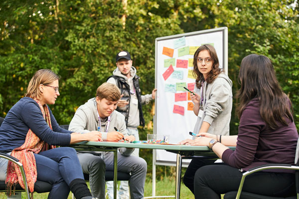 Stipendiaten im Rahmen eines Seminars vom Azubi Kolleg Lübeck. Foto: Joachim Herz Stiftung/Claudia Höhne