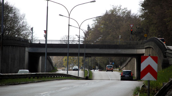 Sanierung oder Kreuzung: Am Dienstag entscheidet der Hauptausschuss über die Sandbergbrücke.