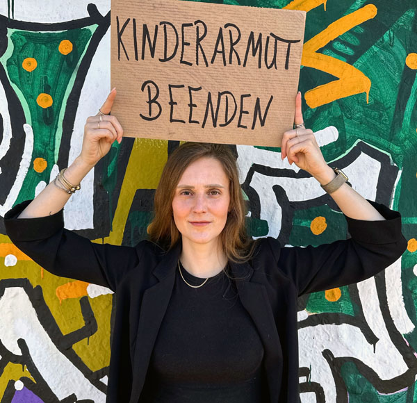 Die Lübecker Landtagsabgeordnete Sophia Schiebe (SPD) startet eine Kampagne gegen Kinderarmut.