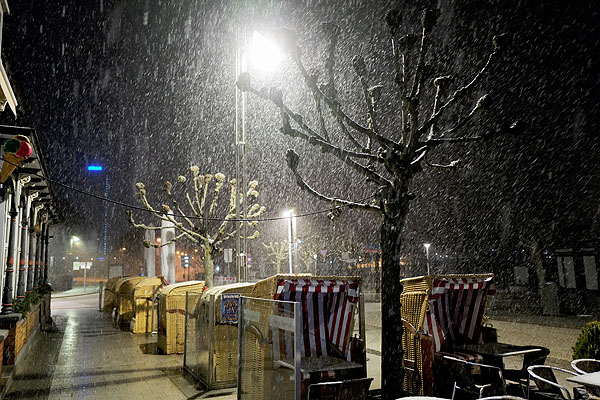 Am Donnerstagmorgen gab es in Lübeck einen Schneeschauer. Fotos: Karl Erhard Vögele