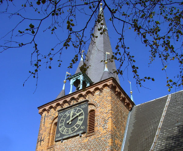 Das Konzert findet in der Fischerkirche St. Andreas in Schlutup statt.