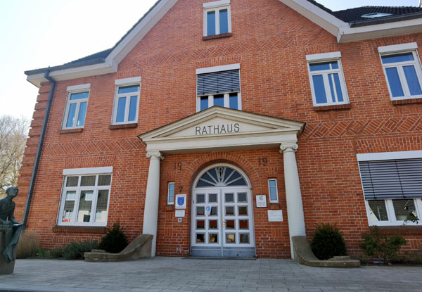 Die Beratung findet im Rathaus der Gemeinde Stockelsdorf statt. Foto: Archiv