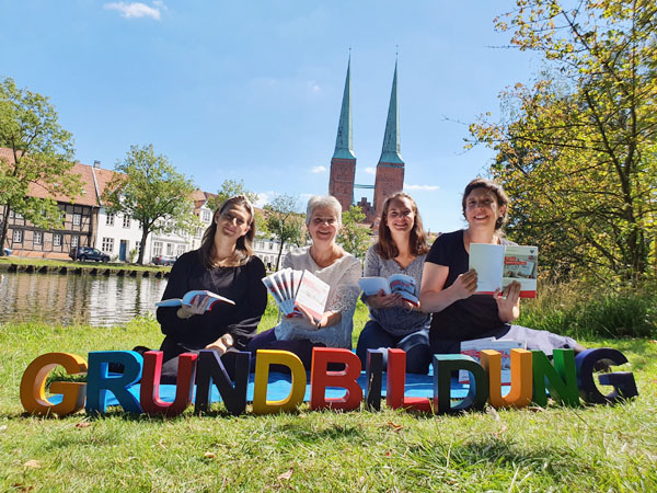 Neben vielen anderen Kursen steht in diesem Semester die Grundbildung im Mittelpunkt der Volkshochschule Lübeck. Foto: Hansestadt Lübeck