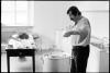 Die neue Ausstellung zeigt die Beziehung von Günter Grass zum Kochen. Foto: Renate von Mangoldt